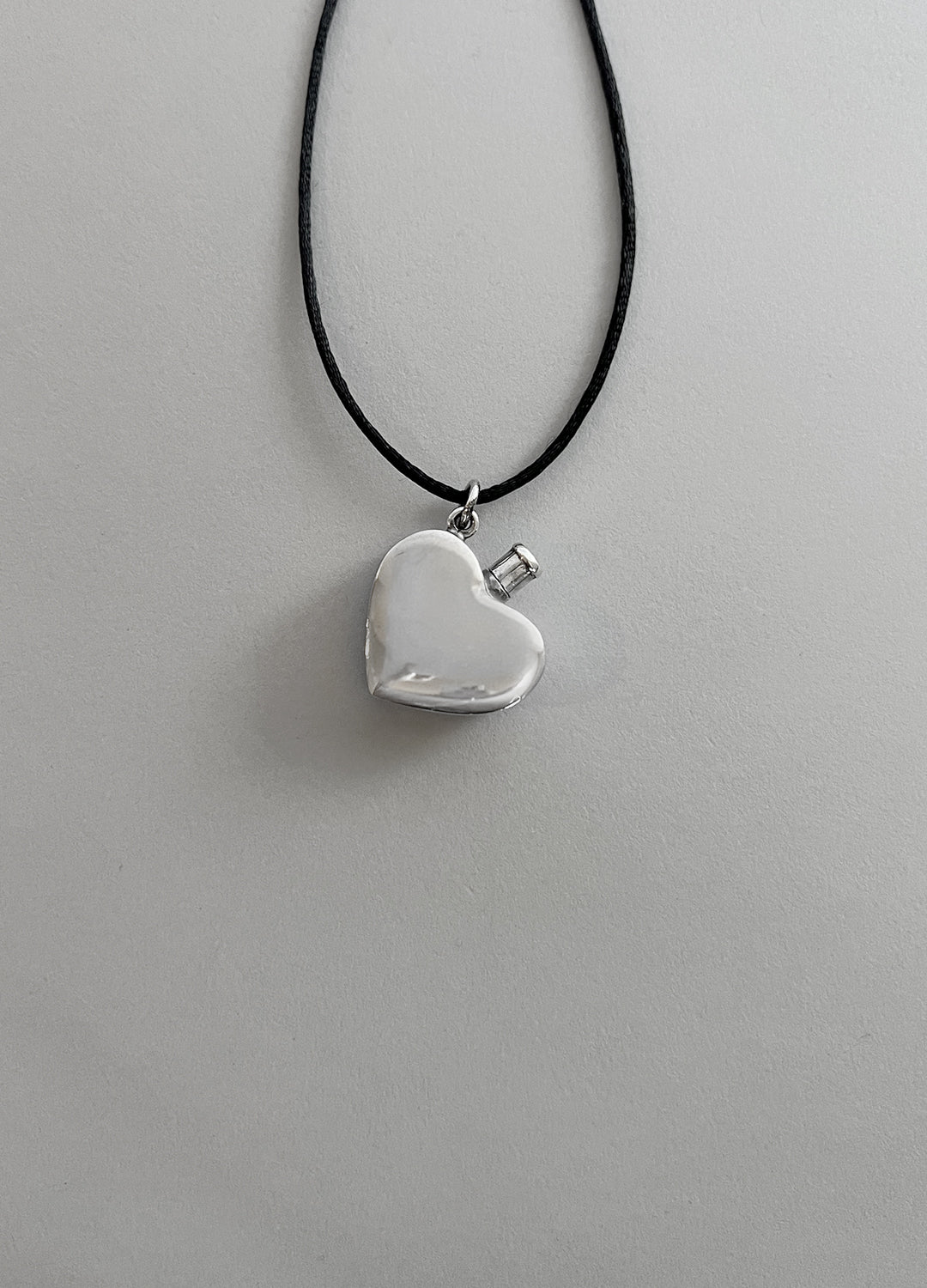 Heart — Perfume Pendant